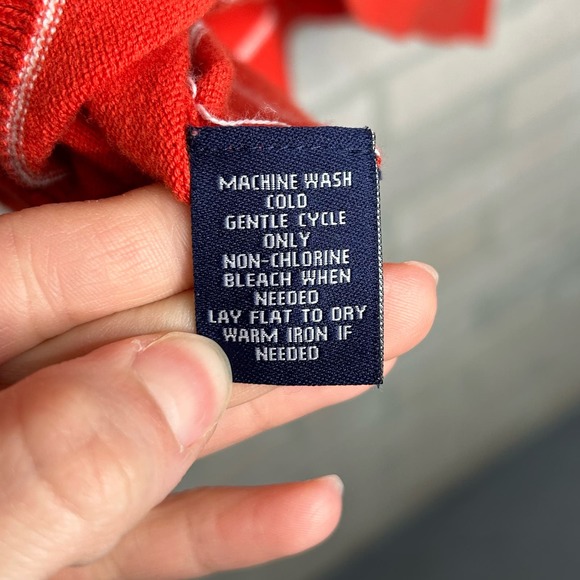 Red and White Striped Light Weight Sweater 3/4 Length Sleeves - Picture 4 of 6